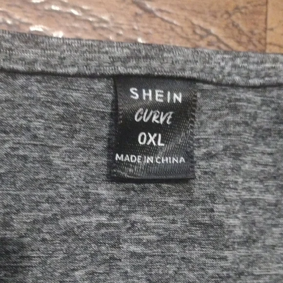 SHEIN Heather Gray Short Sleeve Top - Picture 2 of 10